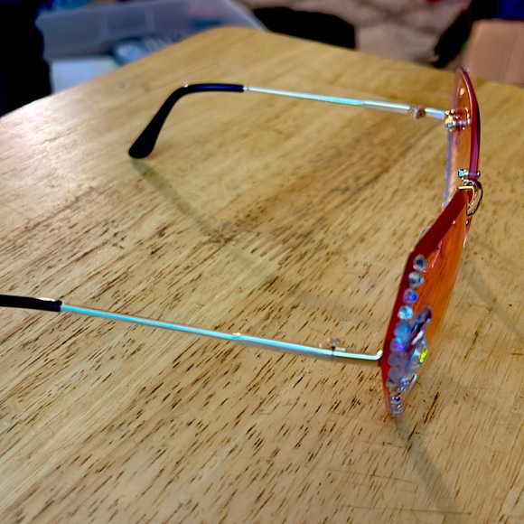 Rhinestone sunglasses - Picture 3 of 3